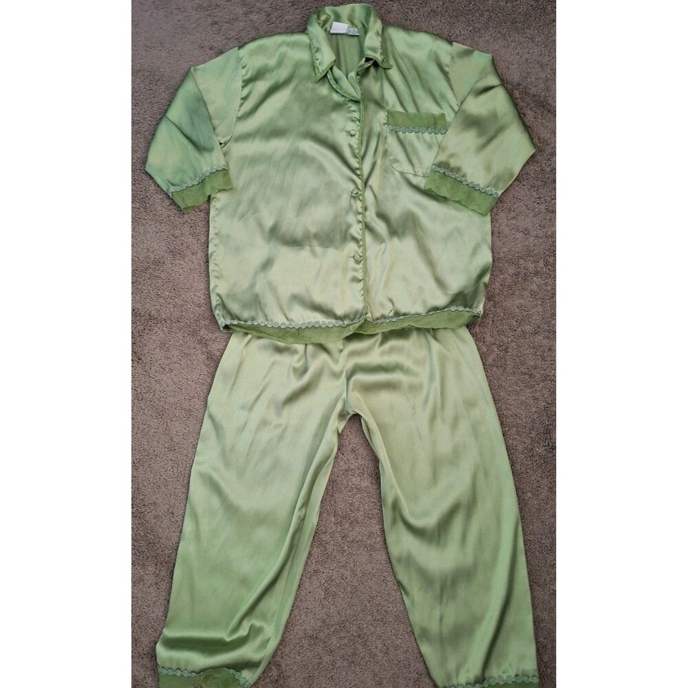 Vtg 80's Suzanne Somers Satin  Loungewear Pajamas Set Green Embroidered Medium